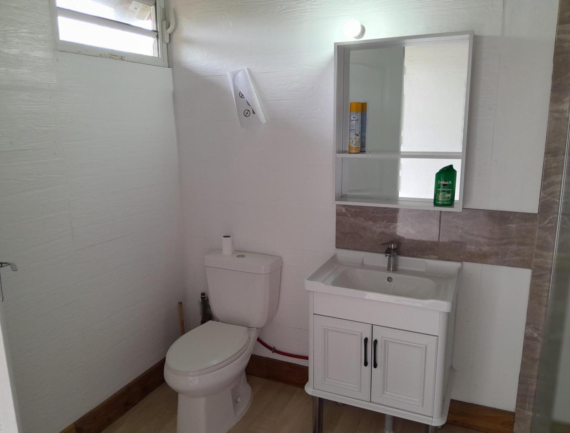 Mara'Ai Le Spot Tubuai, Chambre Triple Deluxe Mahu Sdb Privee Avec Piscine Mataura Luaran gambar