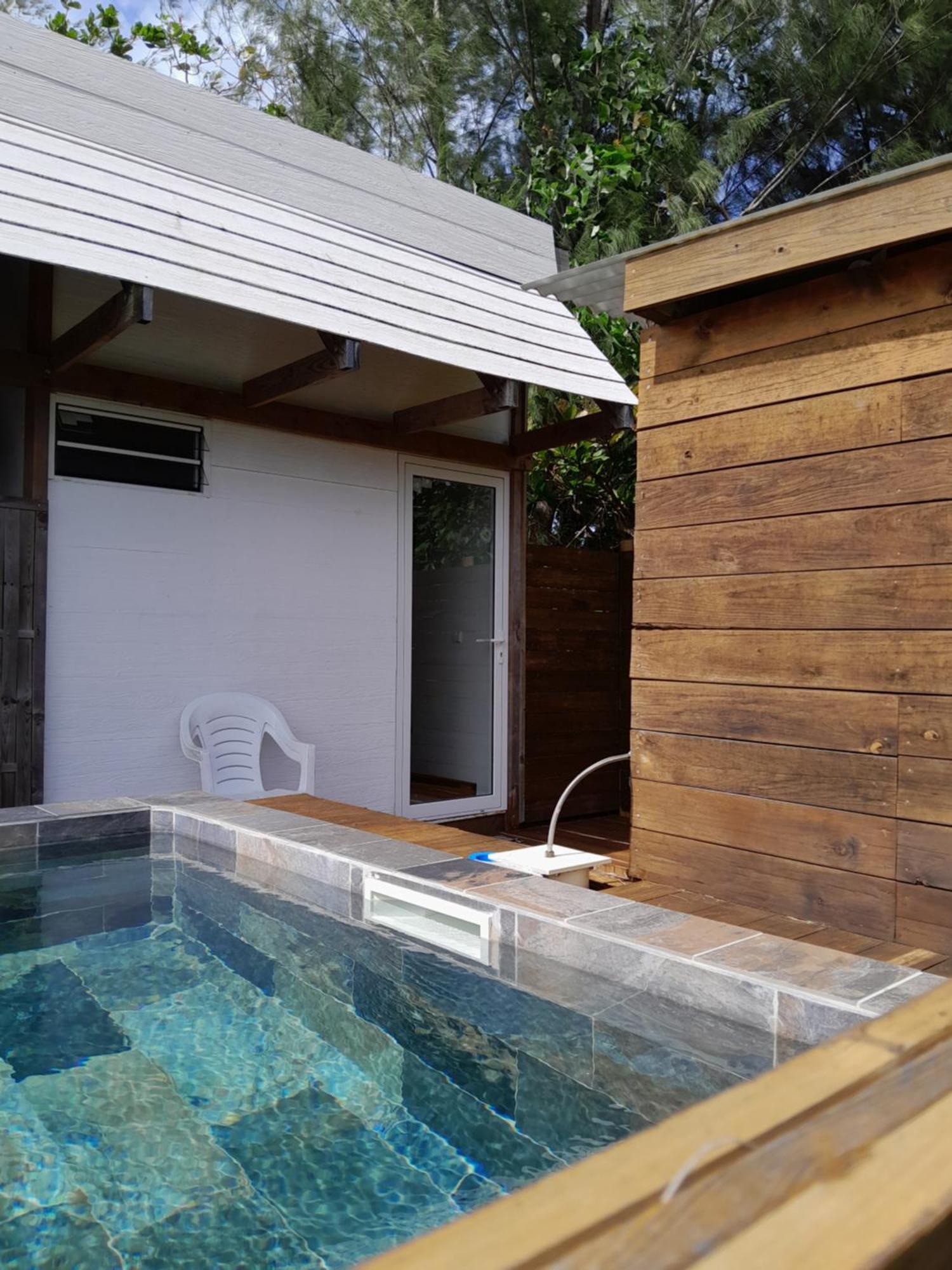 Mara'Ai Le Spot Tubuai, Chambre Triple Deluxe Mahu Sdb Privee Avec Piscine Mataura Luaran gambar
